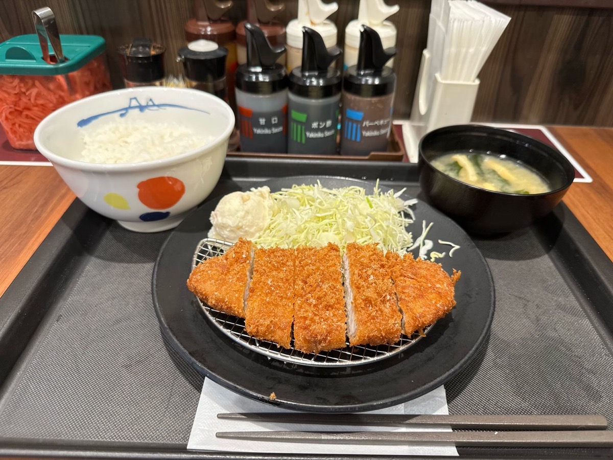 松のや 得朝ロースかつ定食 001.