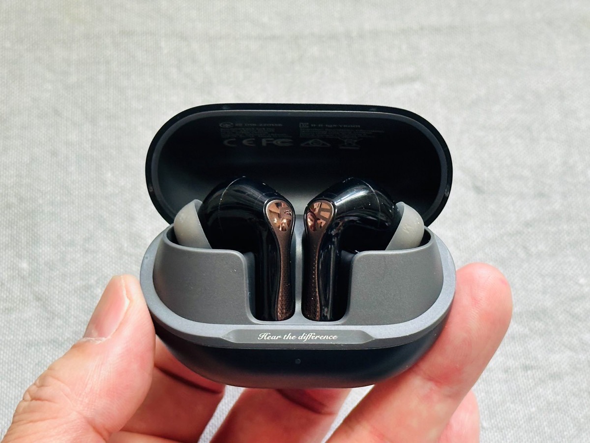 soundpeats-air5-pro-016.jpg Soundpeats air5 pro 016.