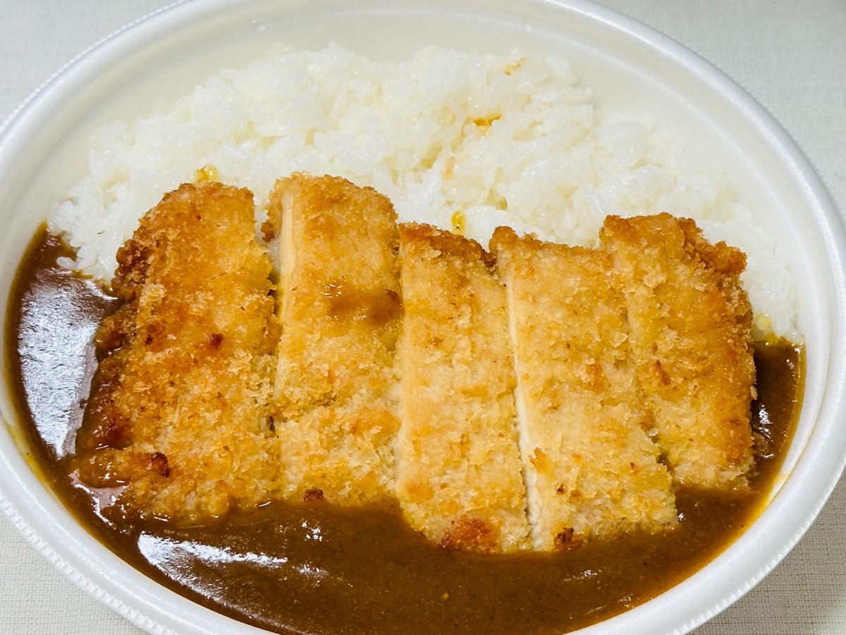 セブンイレブン チキンカツカレー 015.