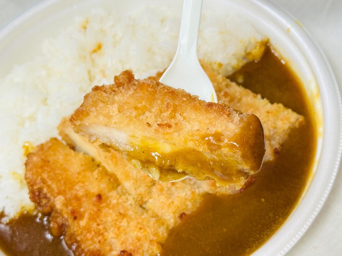 セブンイレブン チキンカツカレー 020.