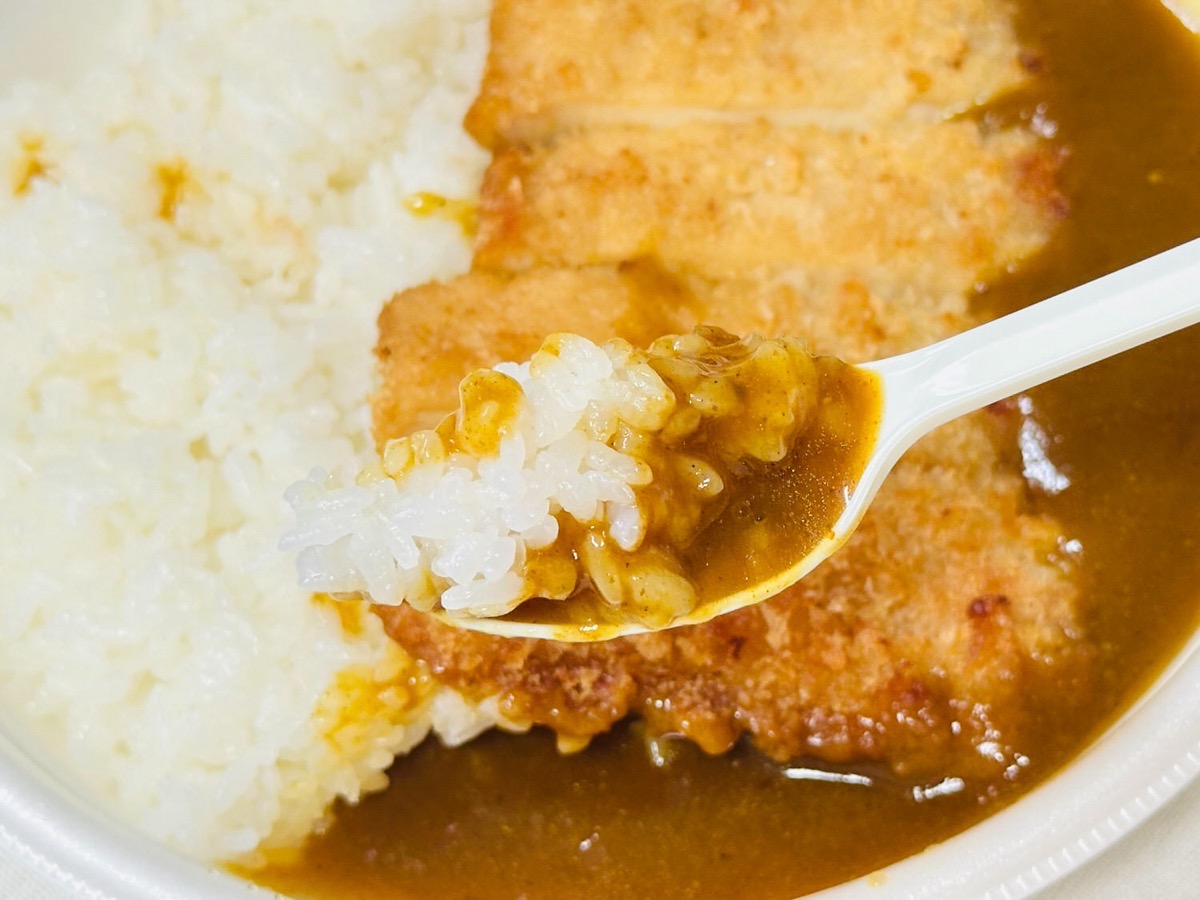 セブンイレブン チキンカツカレー 022.