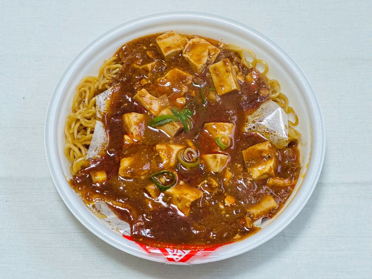 セブンイレブン 麻婆豆腐焼そば 009.