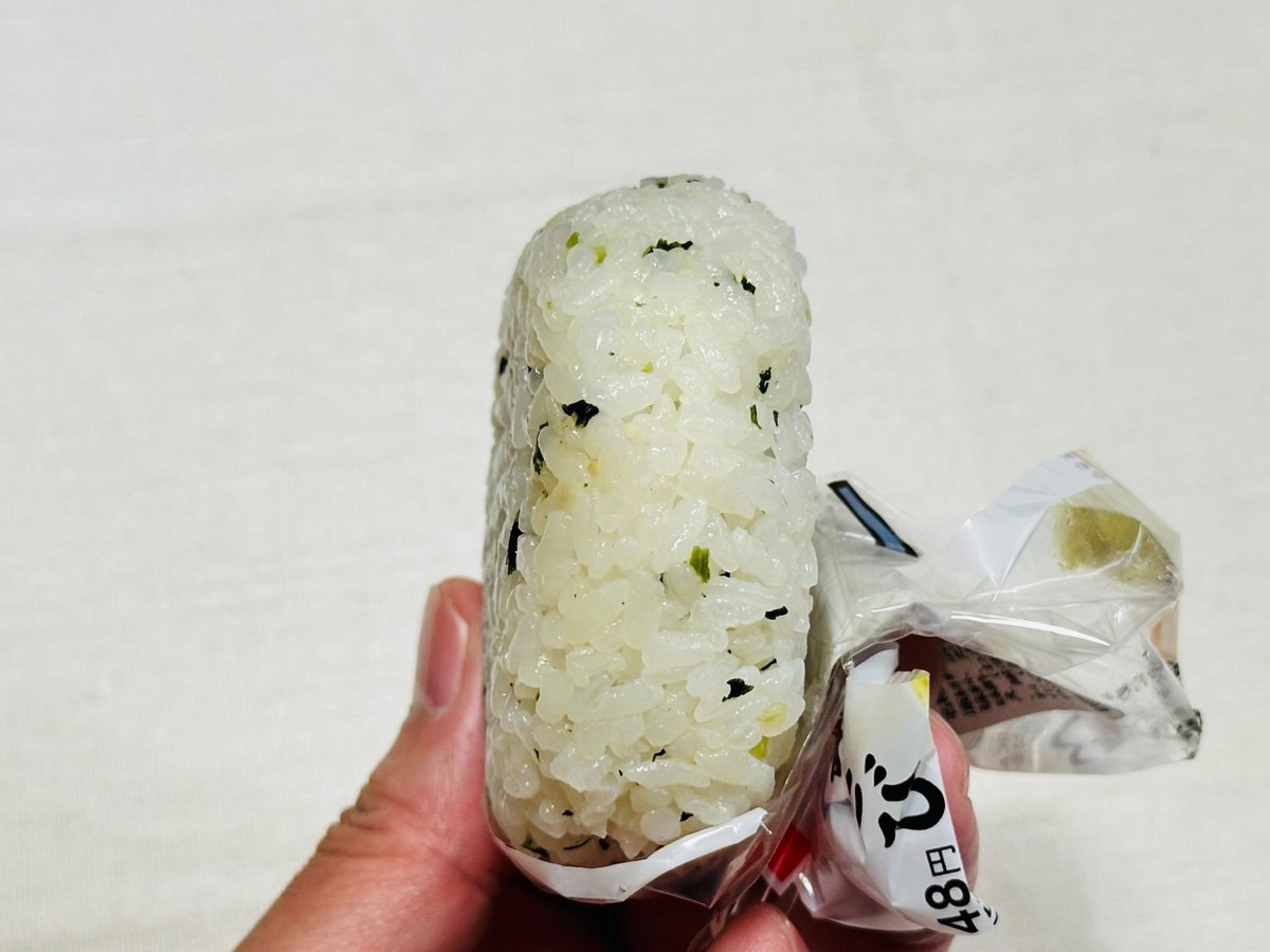 セブンイレブン わさびめし 008.