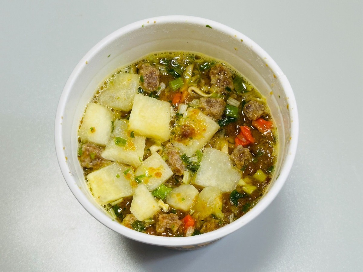 cupnoodle-dashi-curry-013.jpg だし仕込 カップヌードル カレー 013.