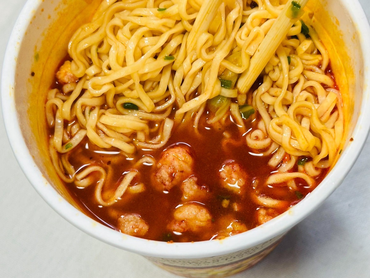 lawson-chige-cupmen-025.jpg ローソン 海鮮チゲラーメン 50%増量 025.