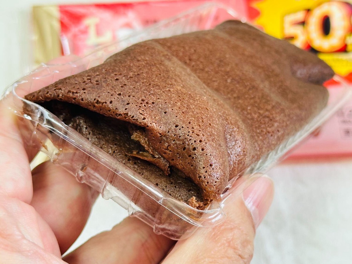 lawson-choco-crepe-011.jpg ローソン 盛りすぎ!くちどけショコラクレープ 011.