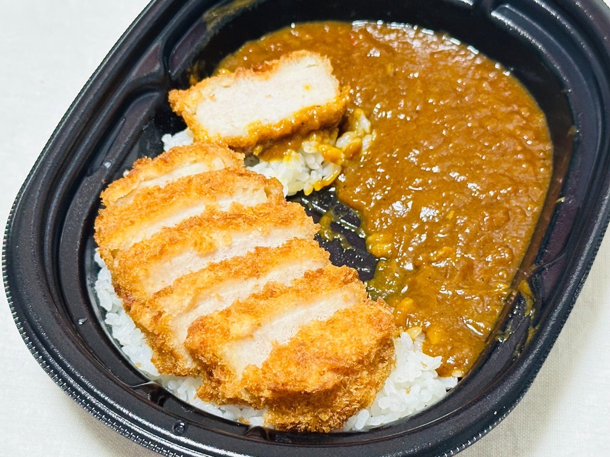 ローソン 盛りすぎ！カツカレー（中辛） 038.