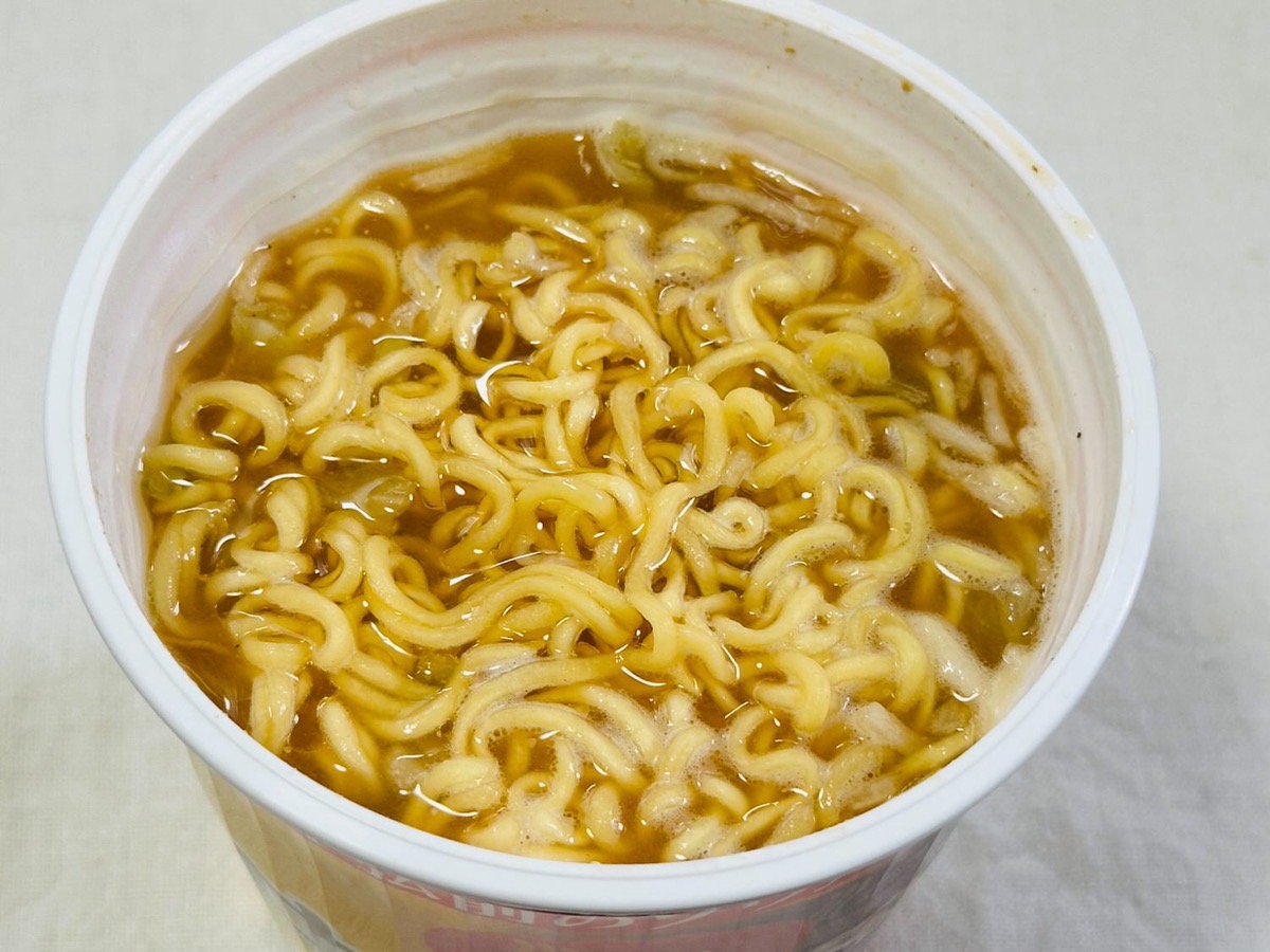 lawson-nakamiso-016.jpg ローソン 中みそ監修 みそラーメン 016.