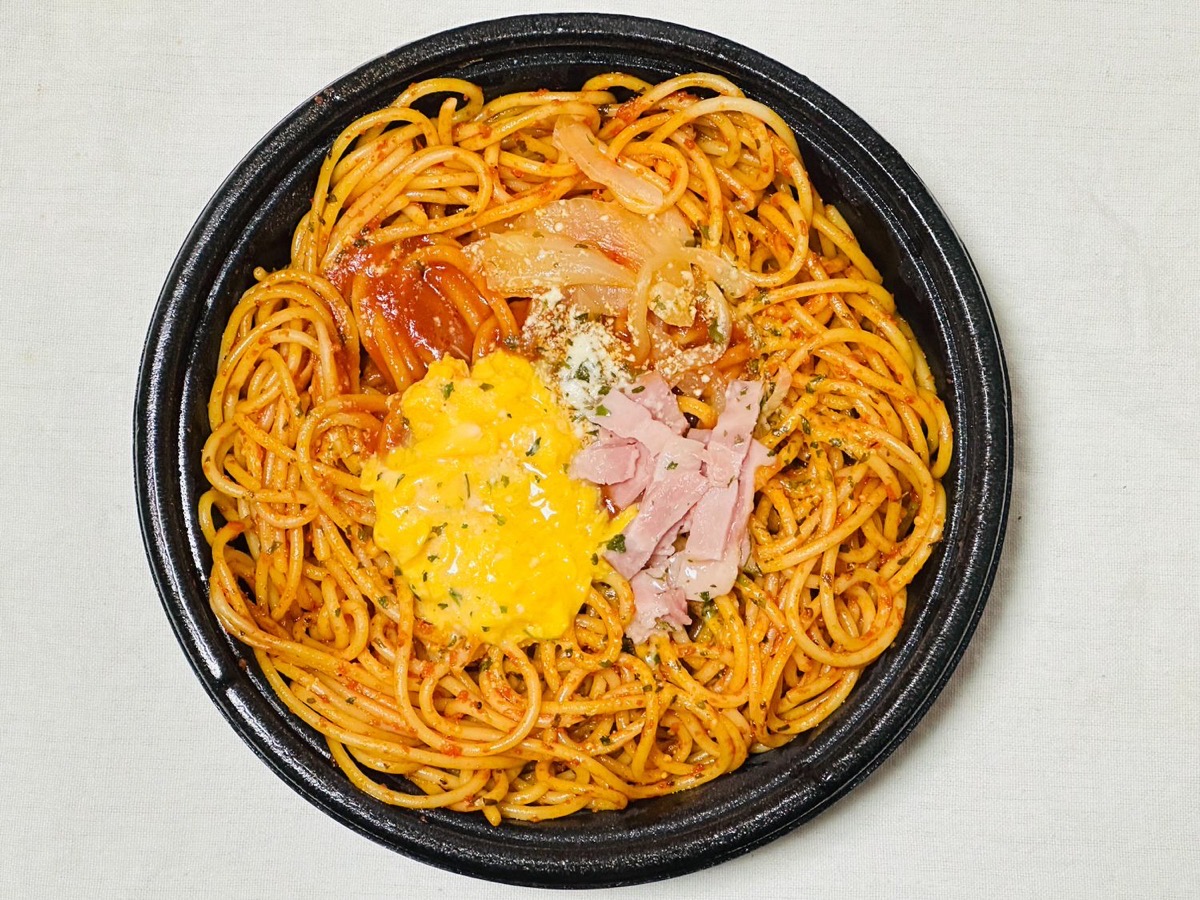 lawson-napolitan-50-014.jpg ローソン 盛りすぎ!ナポリタン 014.