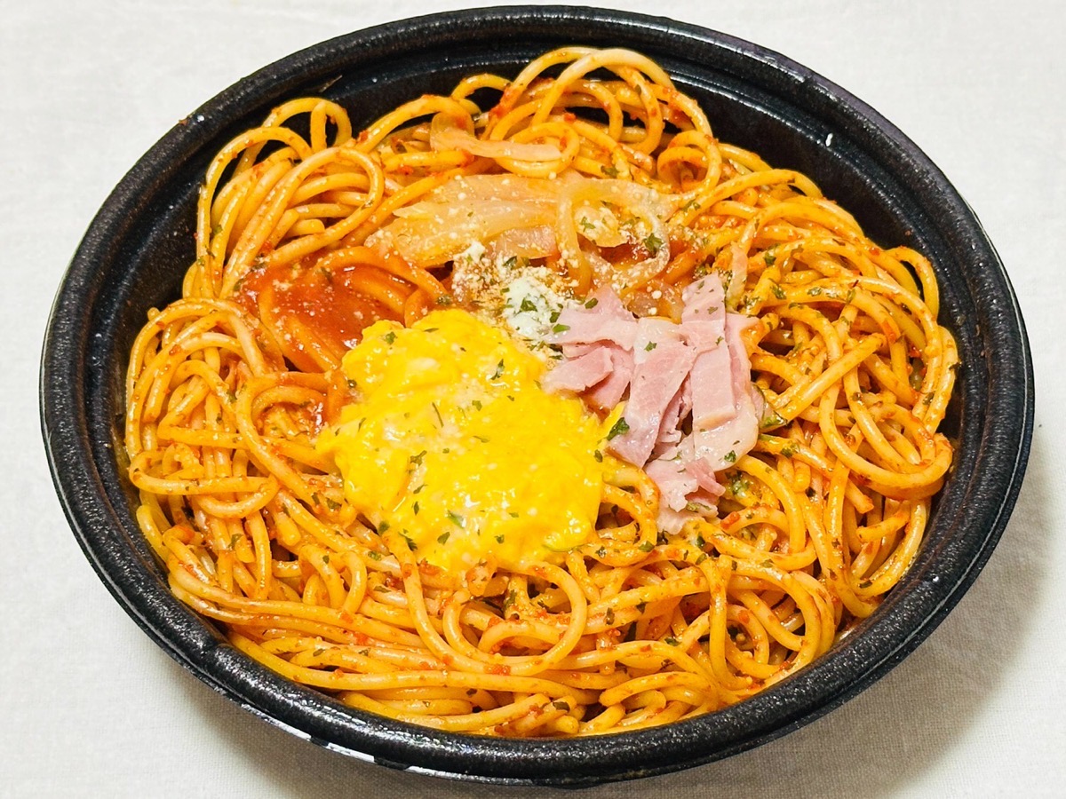 lawson-napolitan-50-018.jpg ローソン 盛りすぎ!ナポリタン 018.