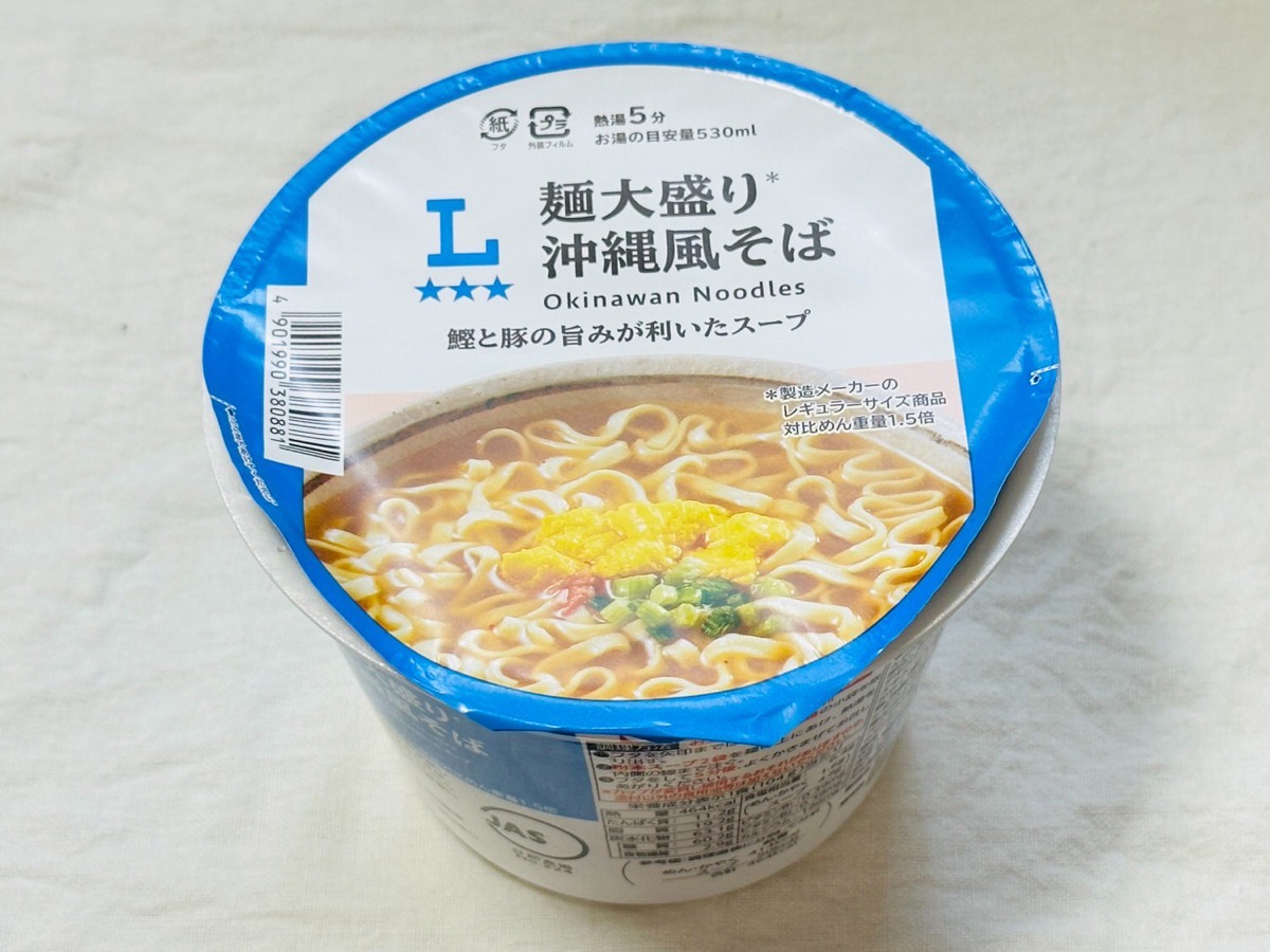 ローソン 麺大盛り 沖縄風そば 009.