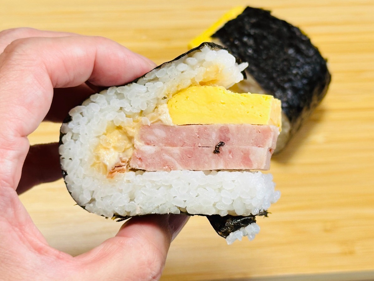 ローソン 盛りすぎ！具！おにぎり ポーク玉子 022.