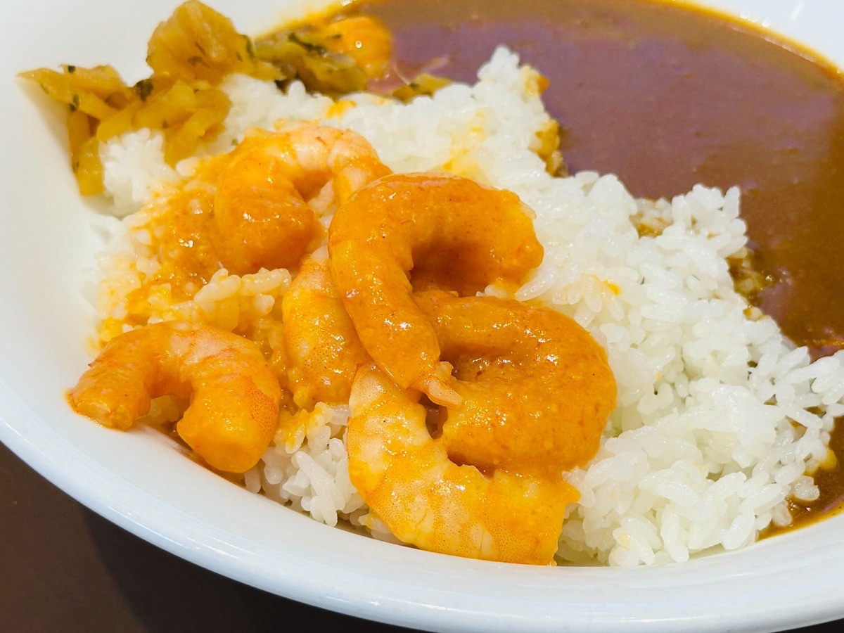 sukiya-ebi-curry-009.jpg すき家 ぷりぷりエビのビスクソースカレー 009.