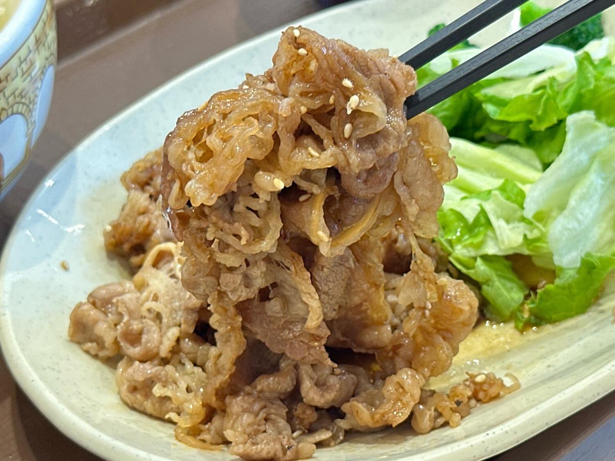 sukiya-gyuyakiniku-teishoku-014.jpg すき家 牛カルビ焼肉定食 014.