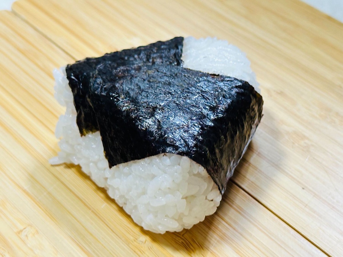 セブンイレブン 直巻おむすび 明太すじこ 008.