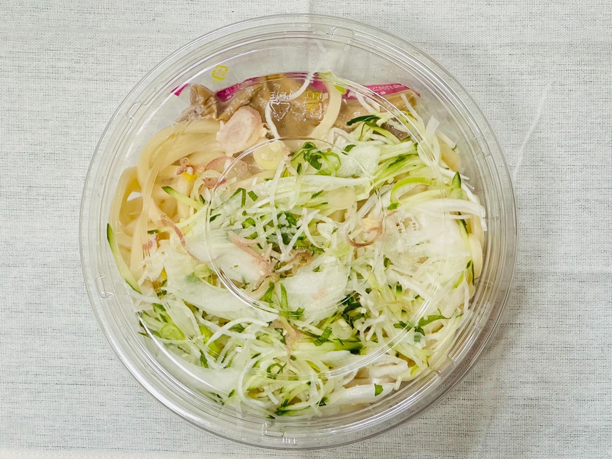 711-suttate-udon-008.jpg セブンイレブン 埼玉県産小麦使用 すったてうどん 008.