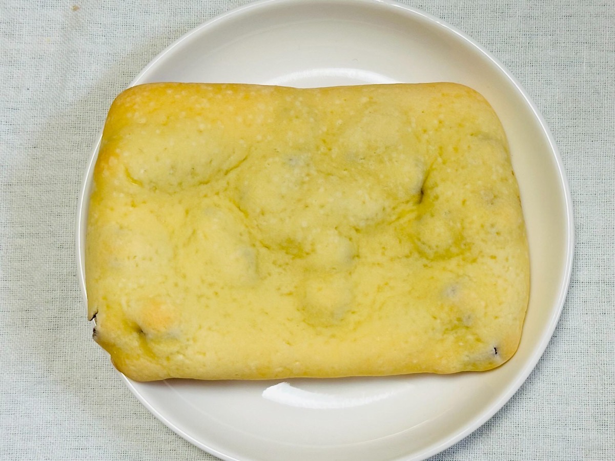 ファミマ ゴロゴロチョコのクッキーデニッシュ 008.
