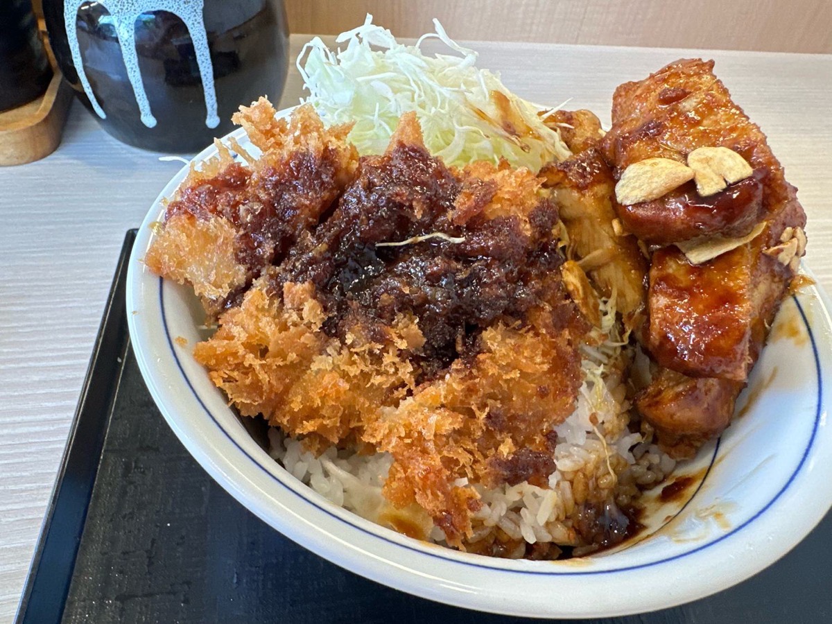 katsuya-tonteki-012.jpg かつや トンテキとチキンカツの合い盛り 012.