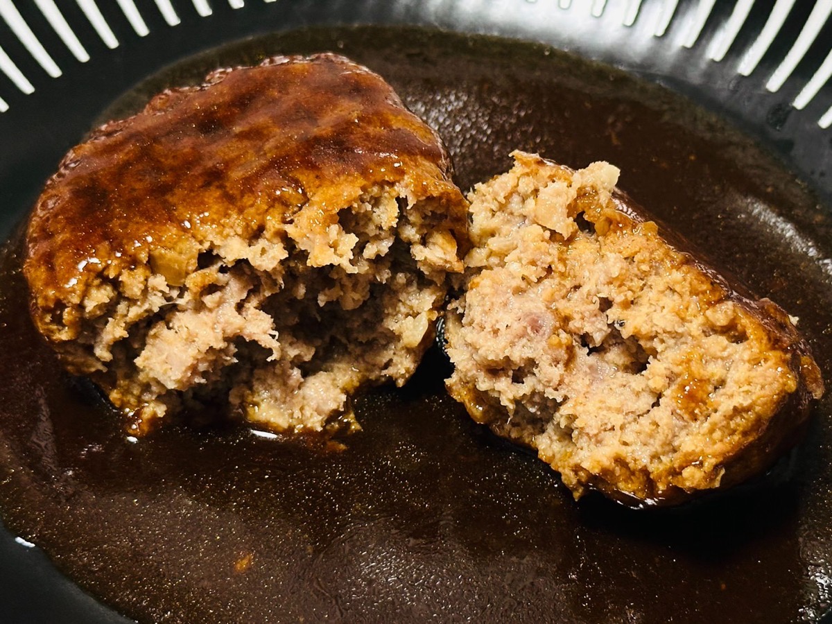711-golden-humburg-014.jpg セブンイレブン 金のハンバーグ 014.