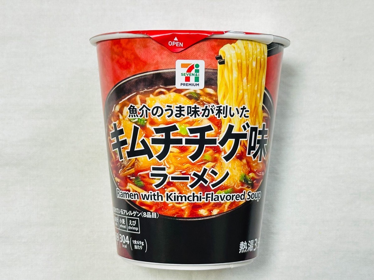 711-kimuchi-chige-001.jpg セブンイレブン キムチチゲ味ラーメン 001.