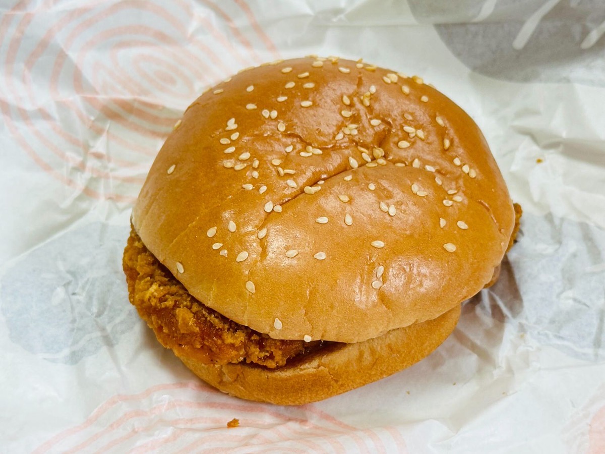 bk-fried-chicken-003.jpg バーガーキング クラシック スモーキーフライドチキンバーガー 003.