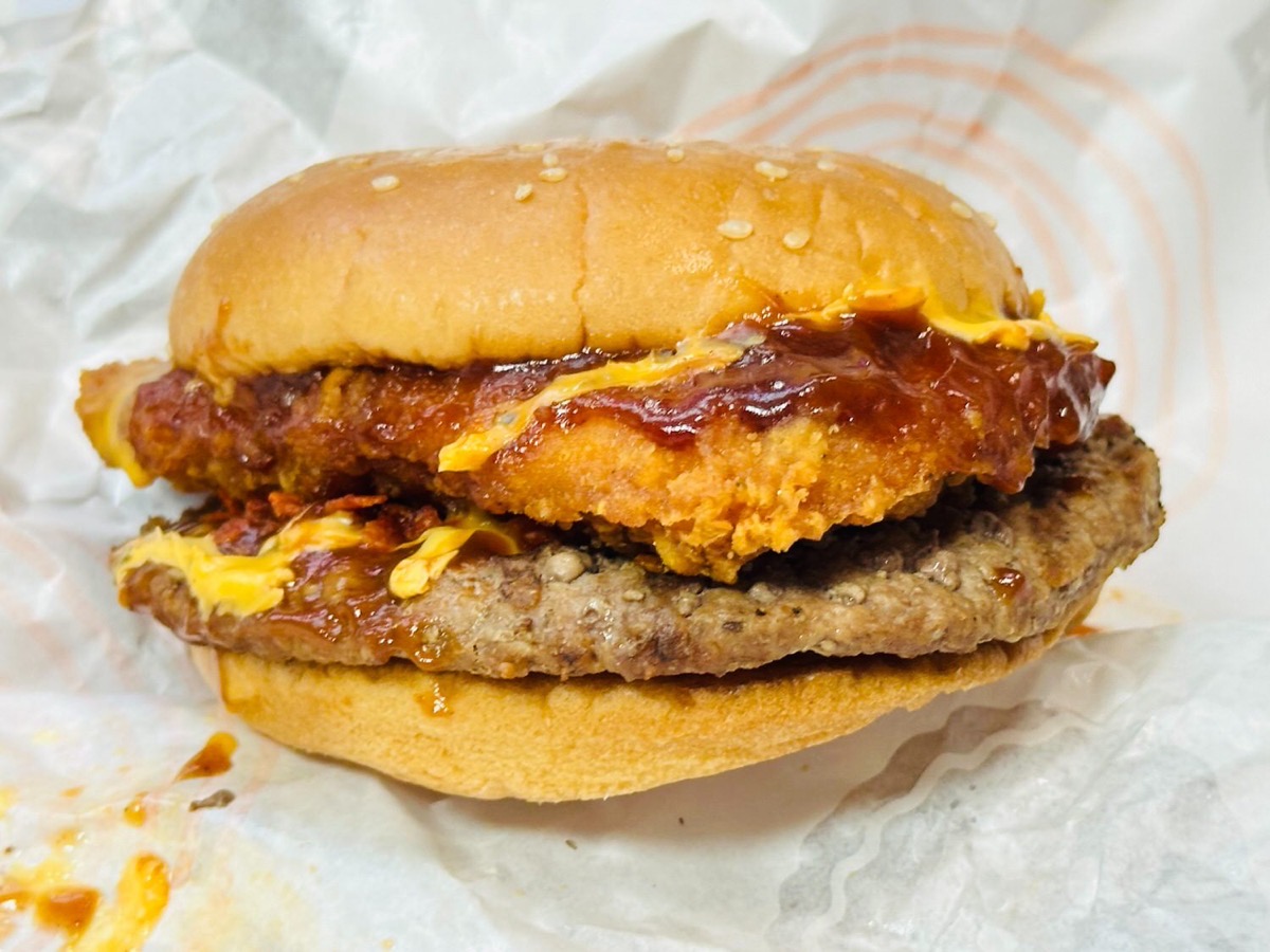 bk-infelno-012.jpg バーガーキング チキン&ビーフ ビッグマウスインフェルノバーガー 012.