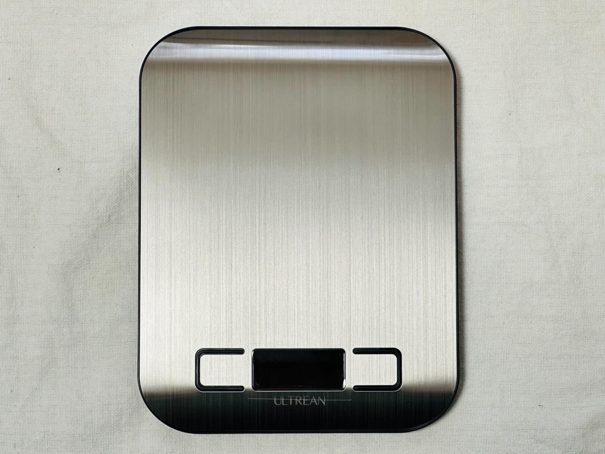 Digital scale 002.