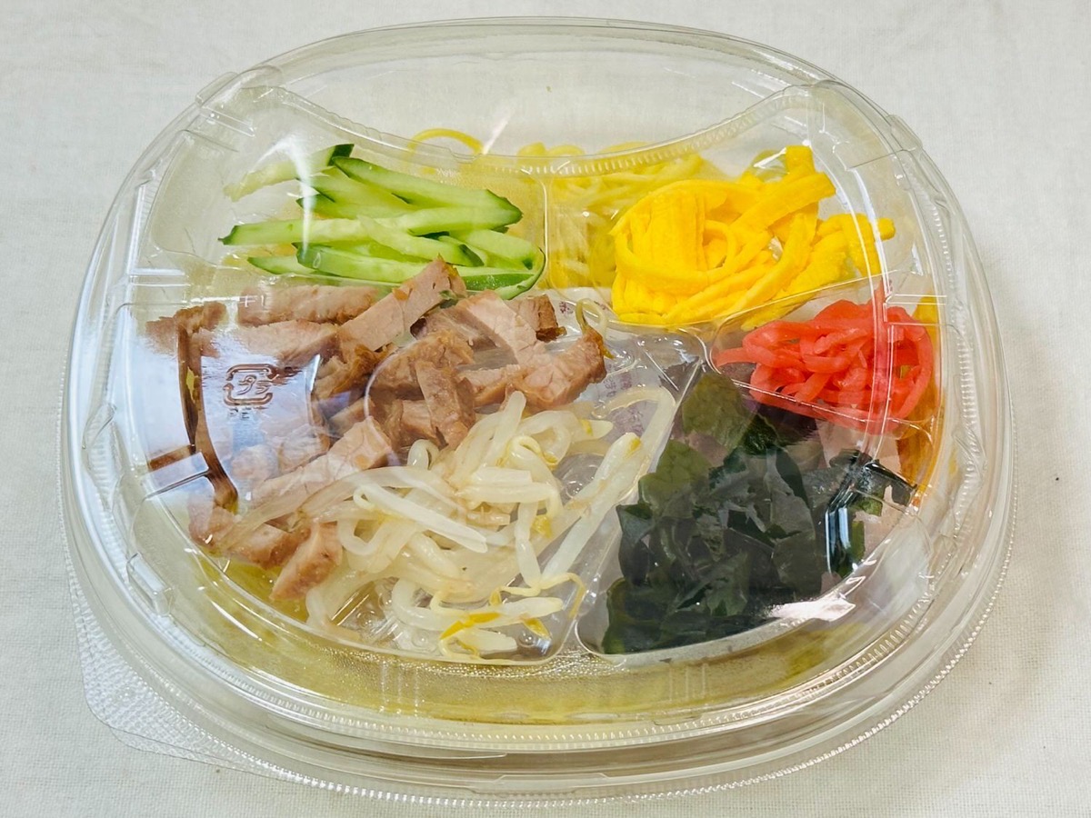 定番！特製醤油だれ 6種具材の冷し中華 006.