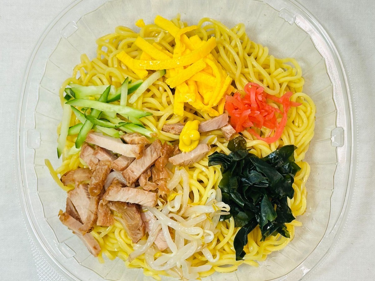 定番！特製醤油だれ 6種具材の冷し中華 016.