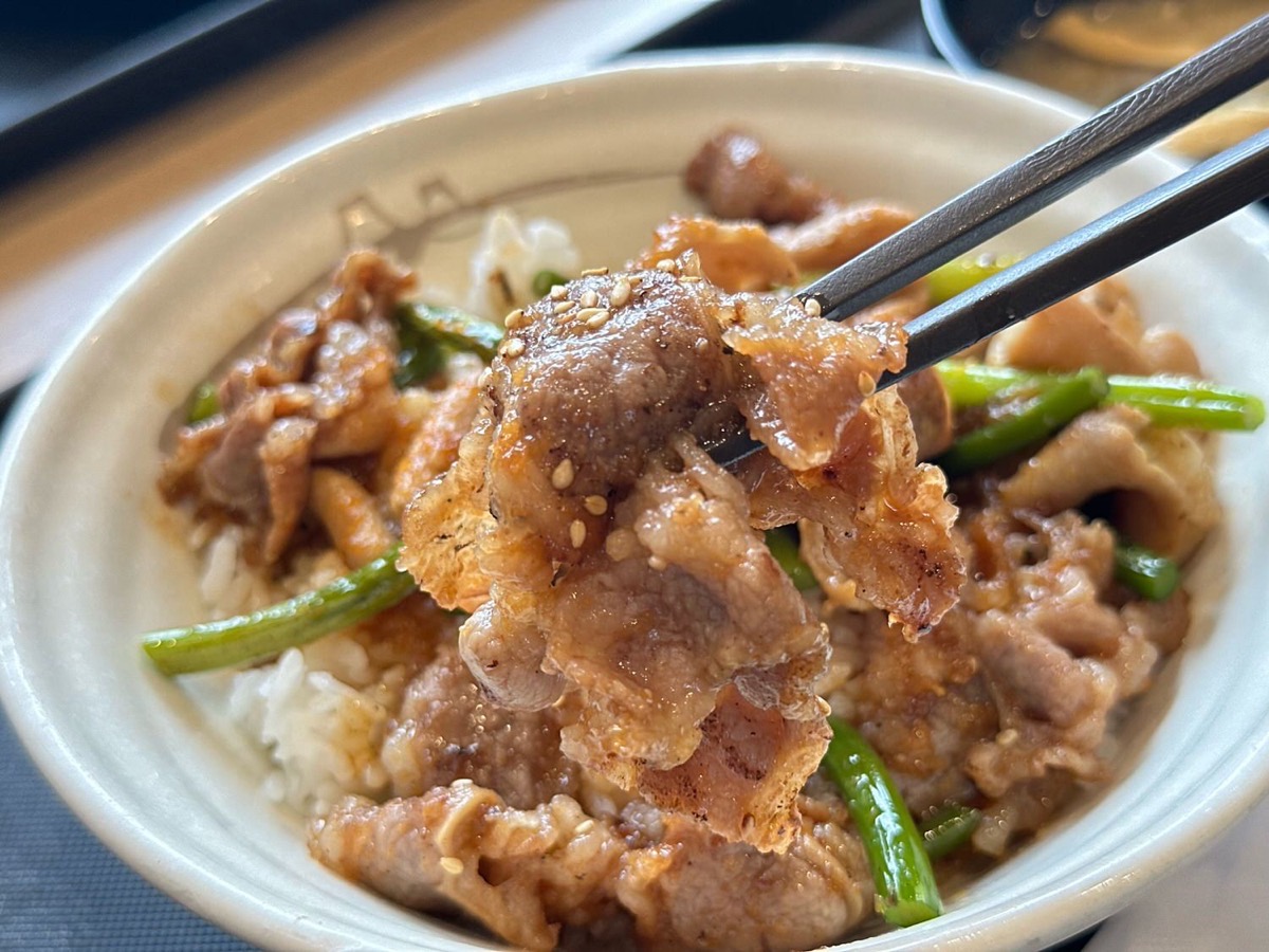 松屋 カルビホルモン丼 012.