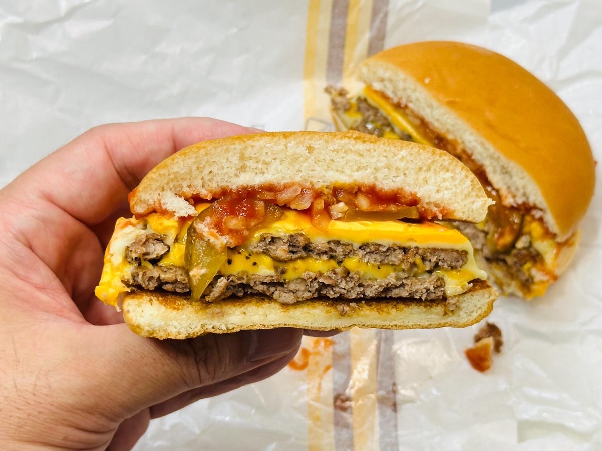 マクドナルド チーズチーズダブルチーズバーガー 015.
