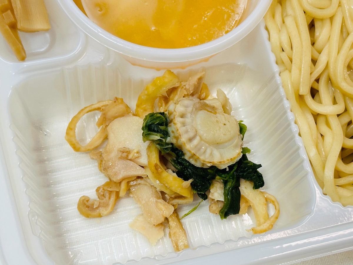 ファミリーマート ほたて日和監修 帆立と鰹の昆布水つけ麺 013.