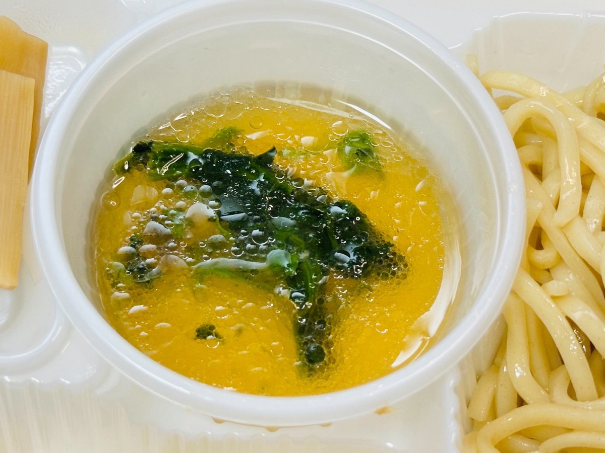 ファミリーマート ほたて日和監修 帆立と鰹の昆布水つけ麺 033.