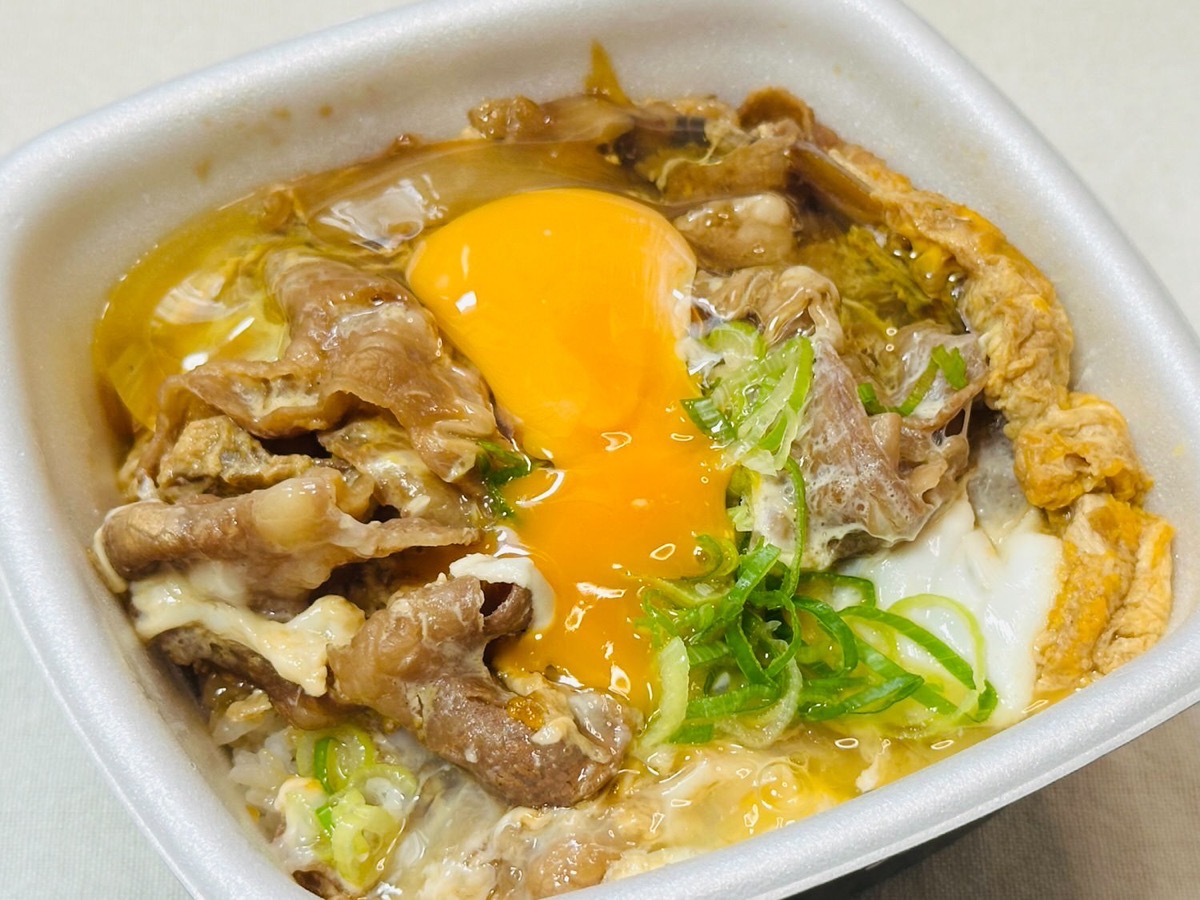 吉野家 月見牛とじ丼 021.