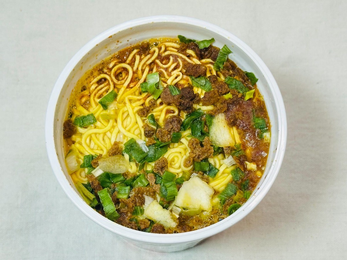 濃い味スープの肉カレーラーメン 015.