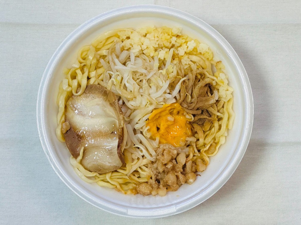 頑者監修 背脂マシマシ魚介豚骨まぜそば 009.