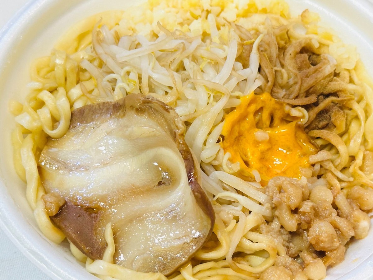 頑者監修 背脂マシマシ魚介豚骨まぜそば 010.