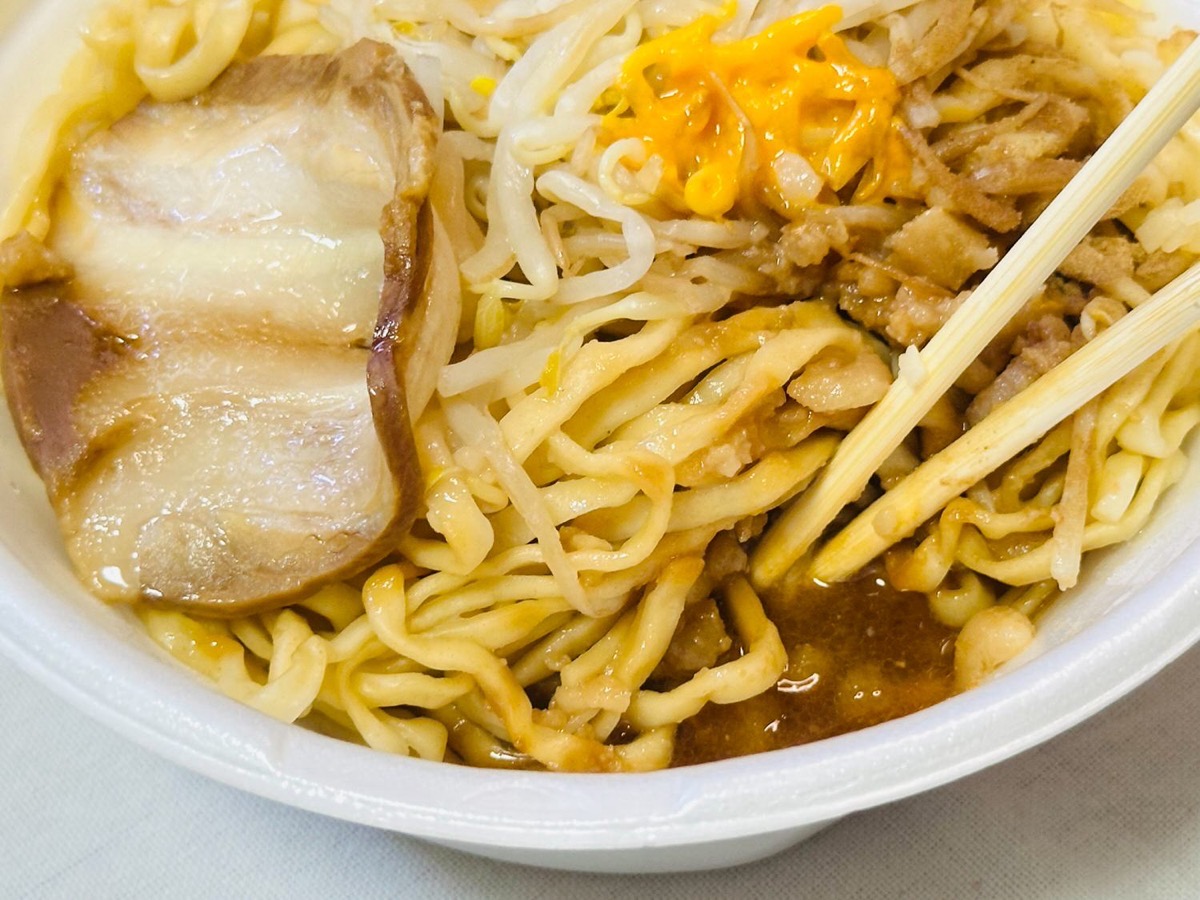 頑者監修 背脂マシマシ魚介豚骨まぜそば 015.