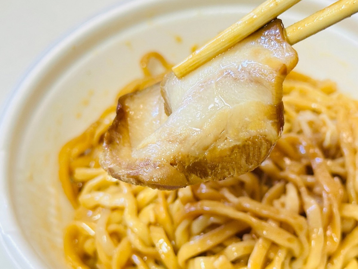 頑者監修 背脂マシマシ魚介豚骨まぜそば 023.