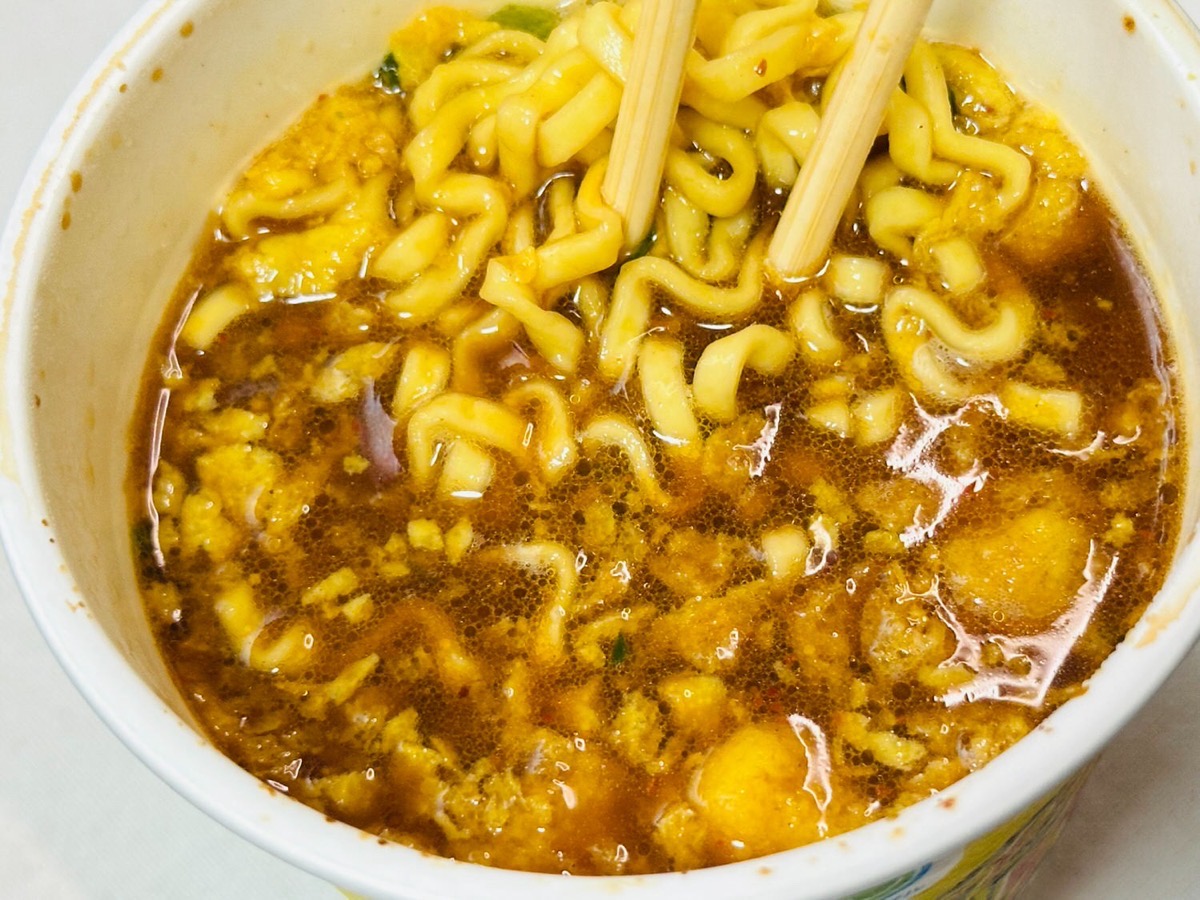 元祖スタミナ満点らーめん すず鬼監修 背徳ニンニク醤油 今だけタマゴ入り 023.