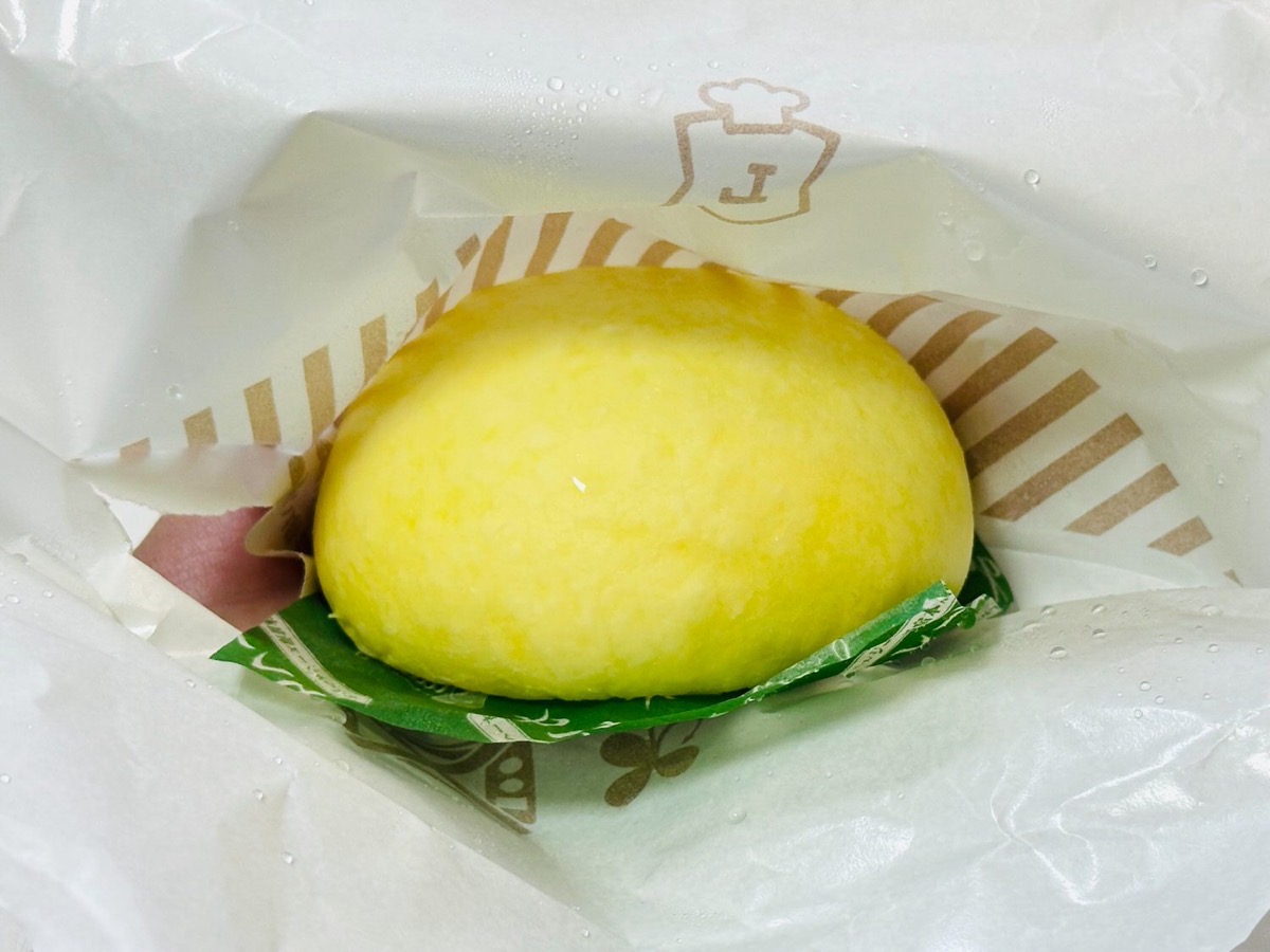 lawson-aubergine-bun-004.jpg ローソン オーベルジーヌ監修 カレーまん 004.
