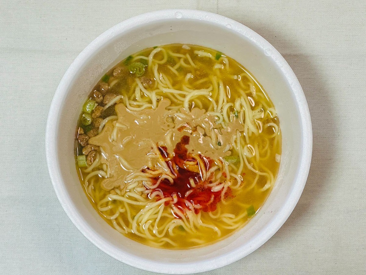 家で食べるミスドの担々麺 017.