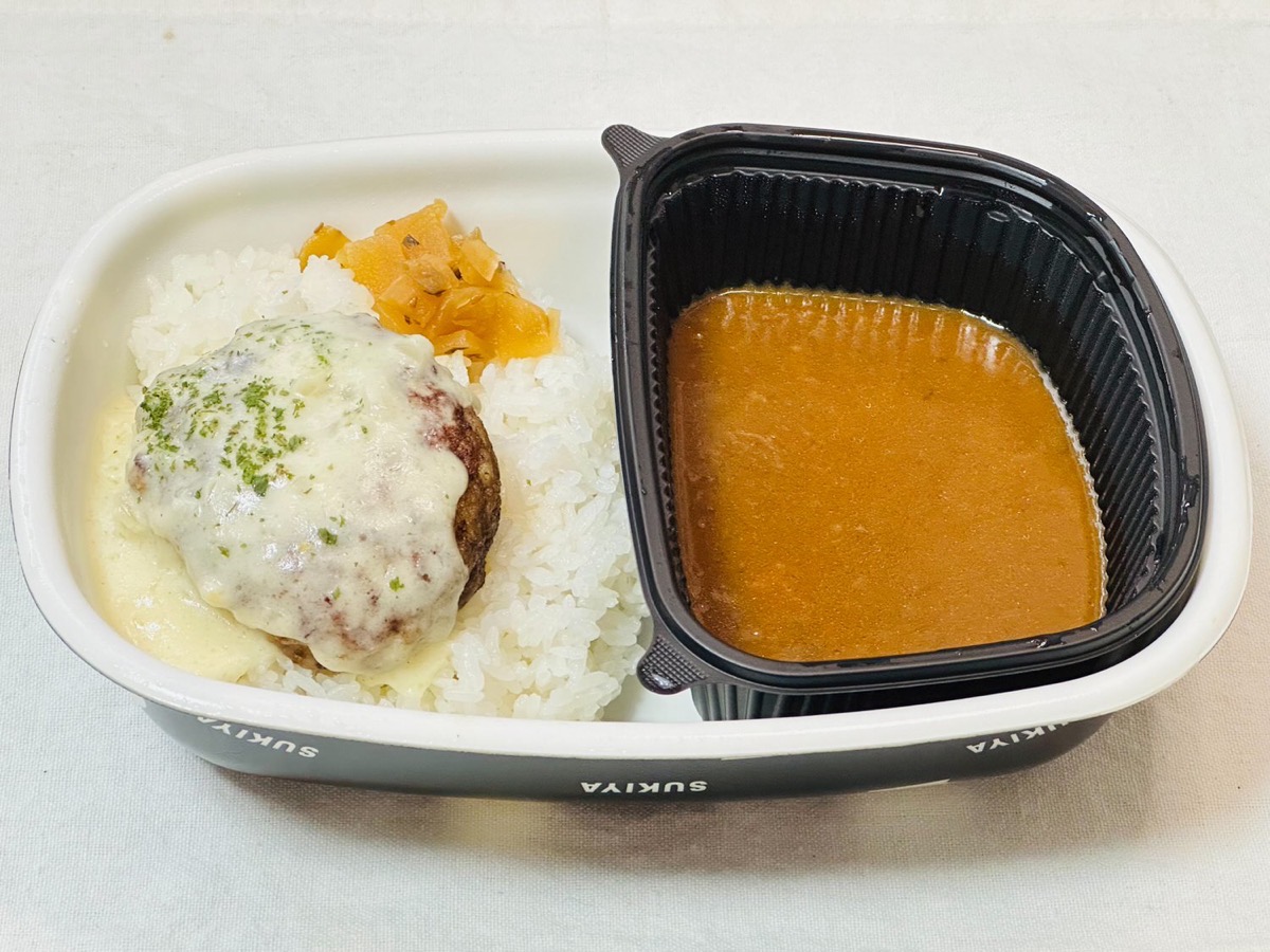 sukiya-humburg-curry-005.jpg すき家 チーズインハンバーグカレー 005.