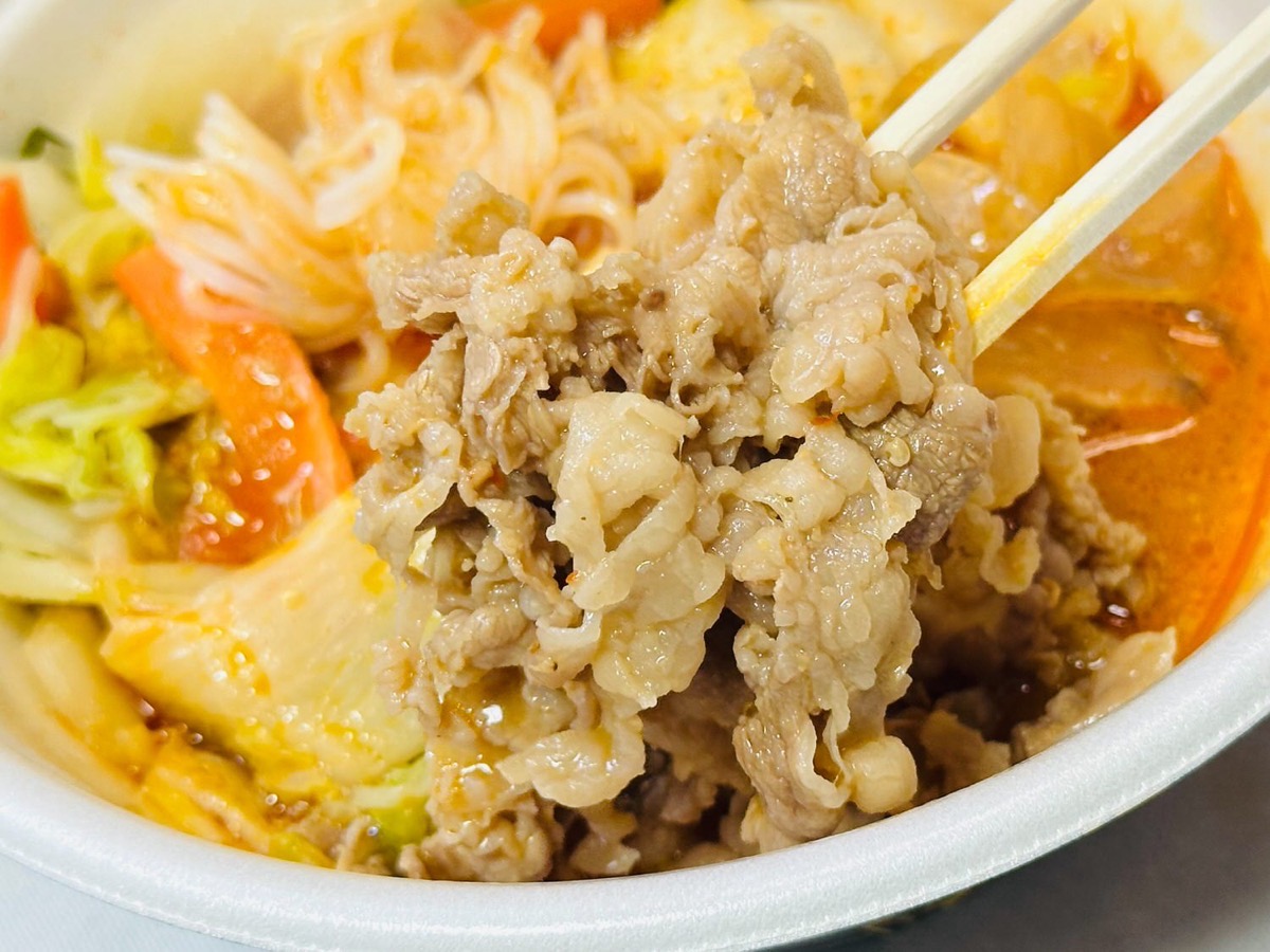 sukiya-mala-nabe-034.jpg すき家 牛・胡麻麻辣湯鍋定食 034.