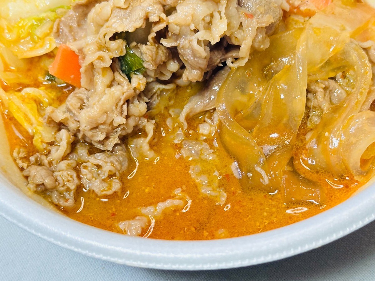 sukiya-mala-nabe-040.jpg すき家 牛・胡麻麻辣湯鍋定食 040.