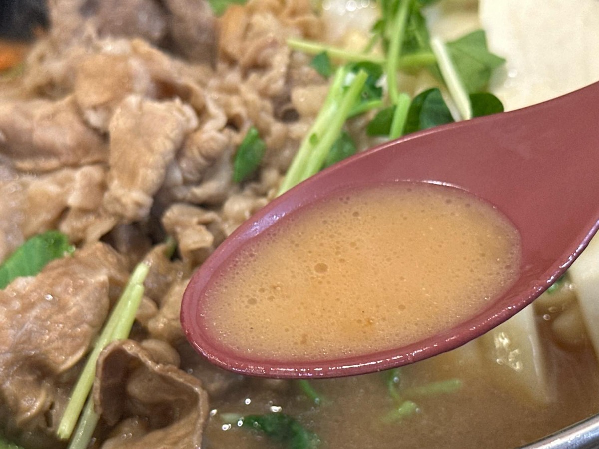 吉野家 とんこつ醤油牛鍋膳 013.