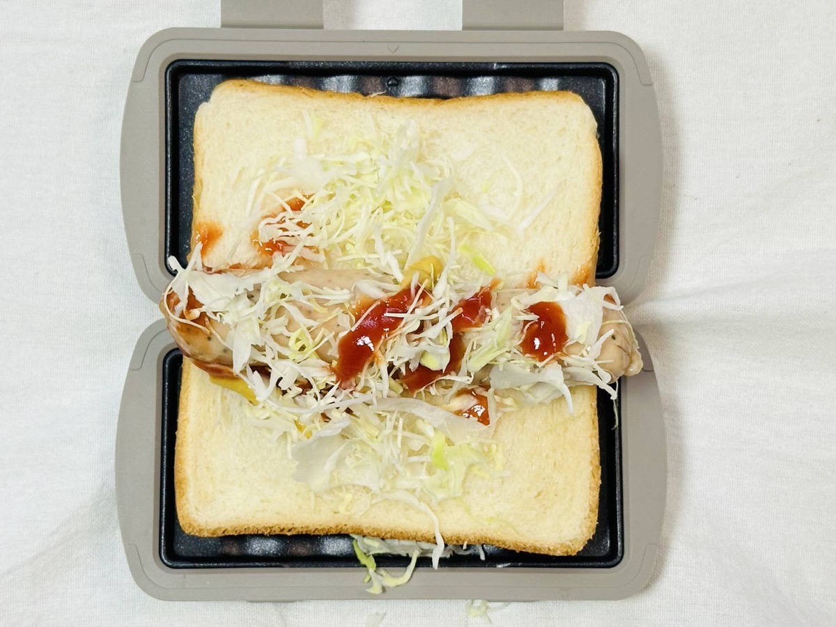 【3COINS】電子レンジ用ホットサンドメーカー【スリコ】 008.