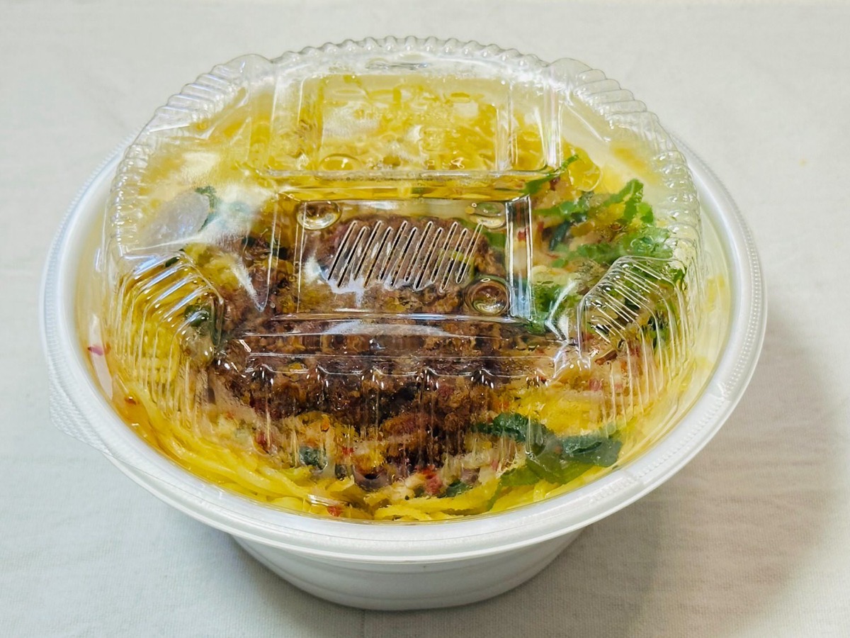 セブンイレブン 名古屋名物 台湾ラーメン 010.