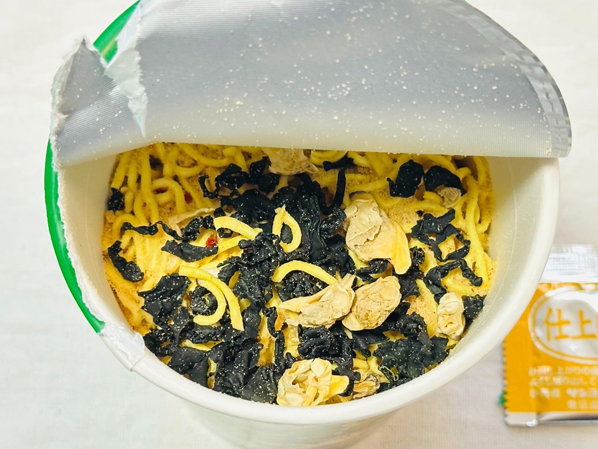 わかめたくさんあさりだし塩ラーメン 008.