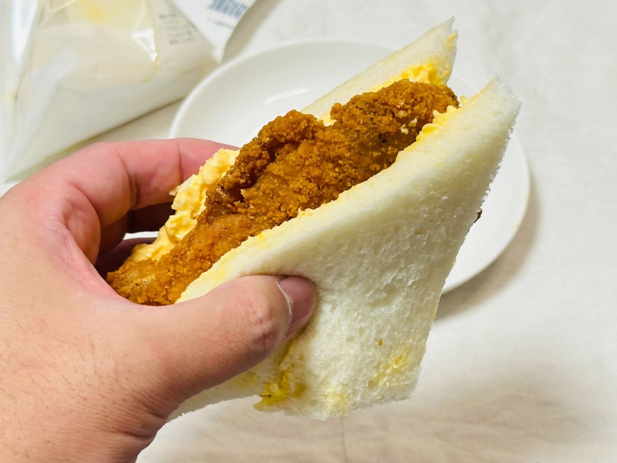 コク旨たまごサンド ファミチキ 023.